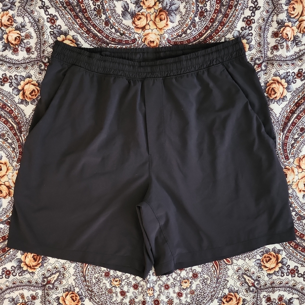 lululemon athletica Men's Black Athletic Shorts XL